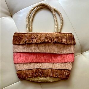 ON THE FRINGE RATTAN HANDBAG